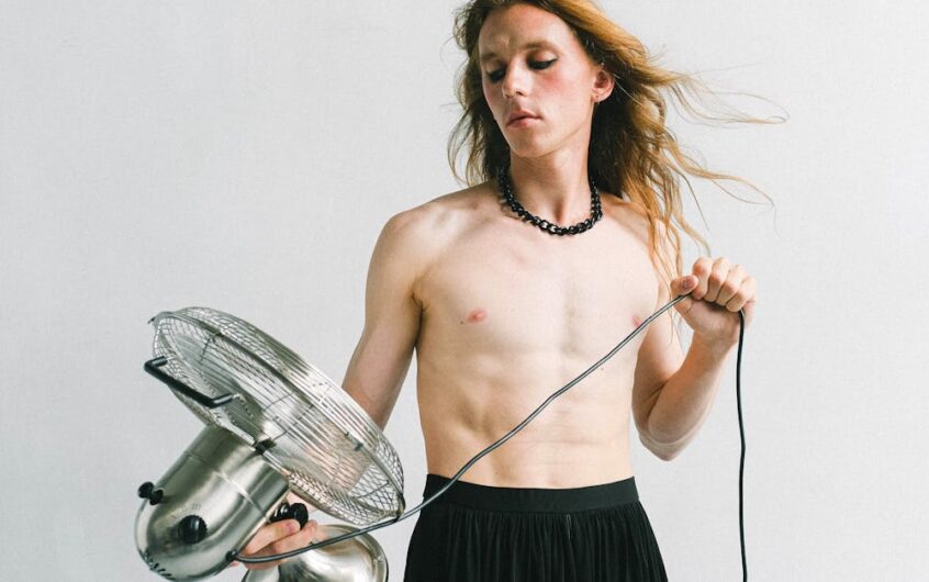 Listwy przypodłogowe 2.0: ukryta wentylacja, filtracja i czujniki jakości powietrza w cokole